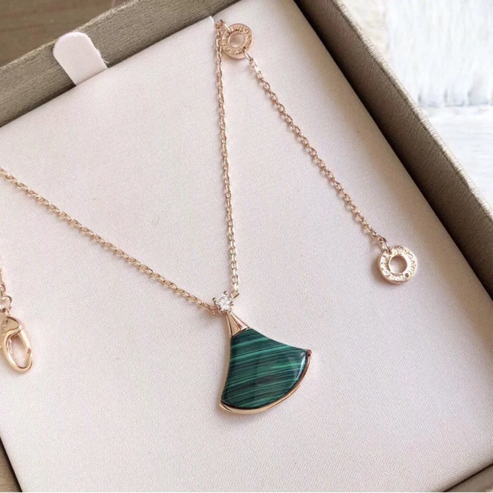 Bulgarian Rose Gold Necklace with Green Fan Pendant - Picture 2 of 5